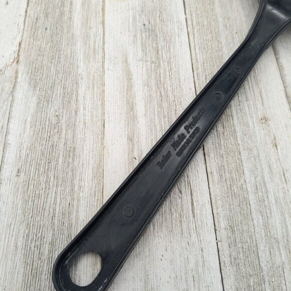 Tailor Made Wide Slotted Spatula Turner Flipper Black Nylon Plastic 11 3/4" - Picture 6 of 8